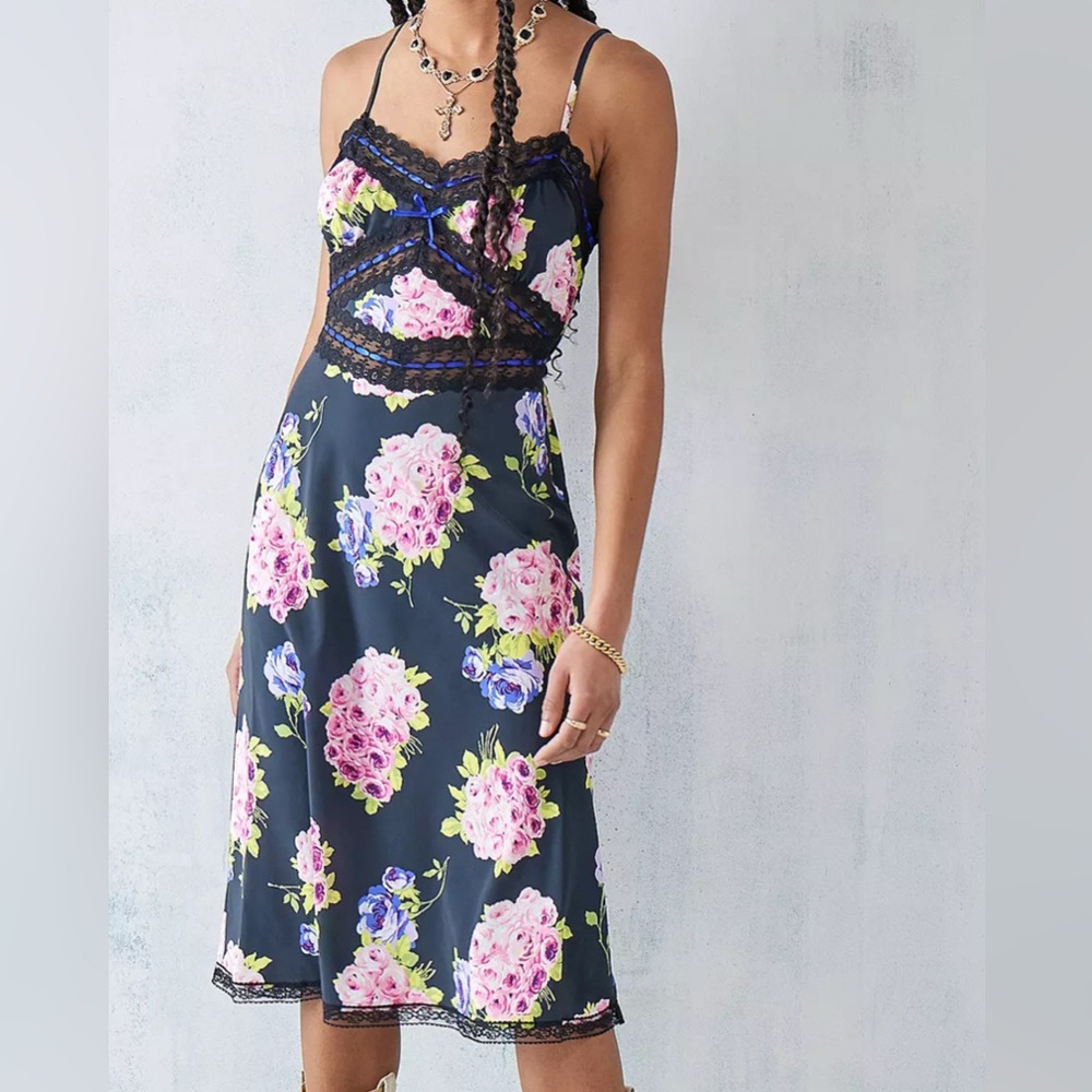 Betsey Johnson Hollywood Floral Midi Dress